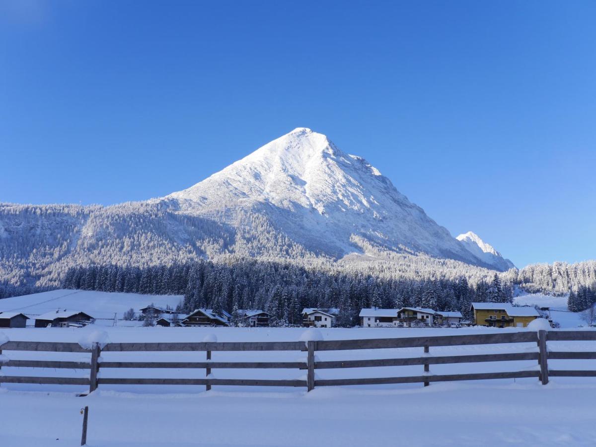 Alpenchalet Im Leutaschtal Екстериор снимка
